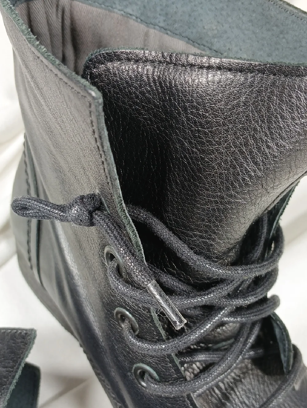 Black Leather Men's Lace-Up Combat Boots